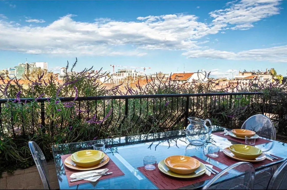 Apartamento 10 Minuti Dal Duomo - Elegante Domus Milán 0*,
