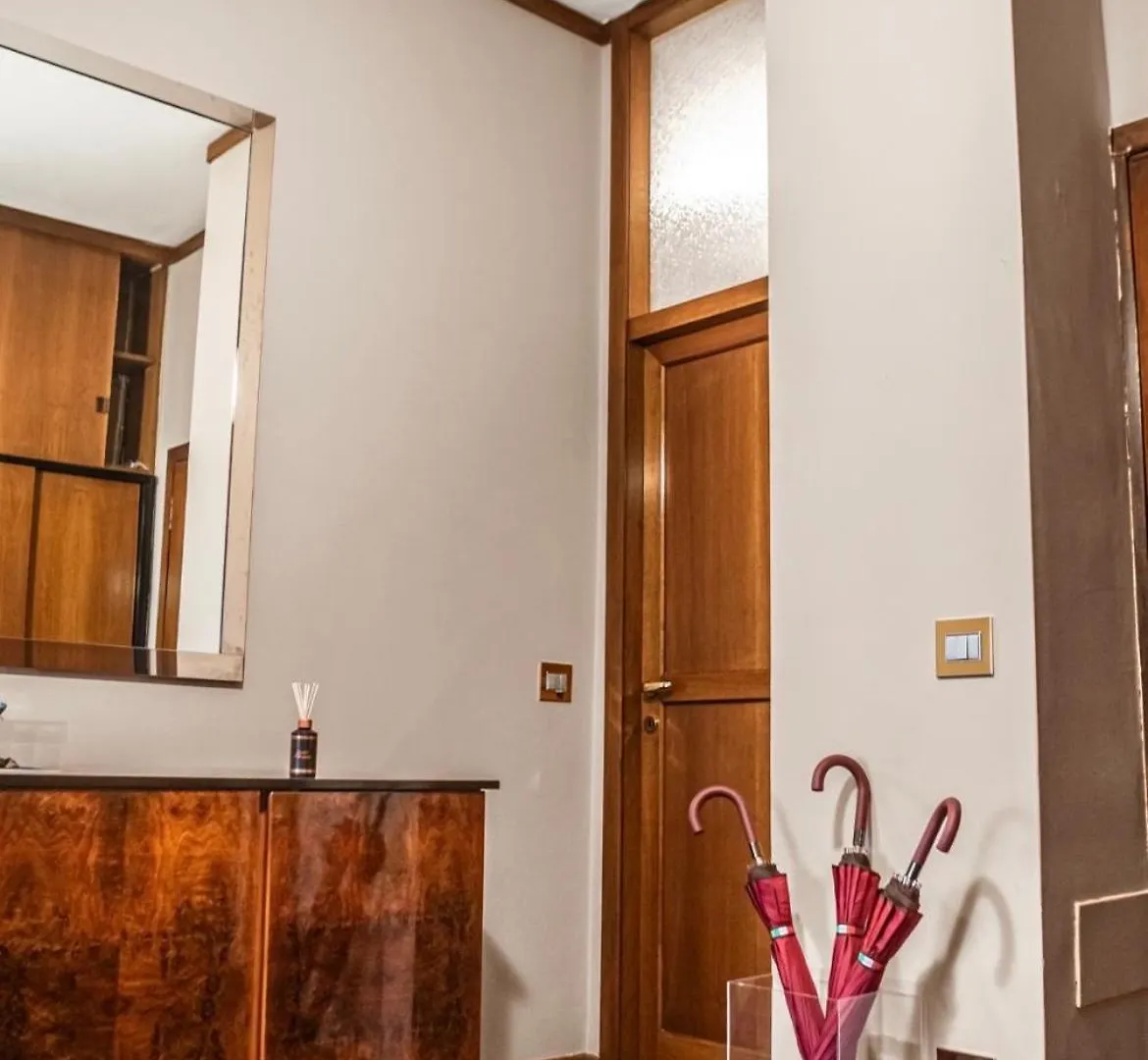 Apartamento 10 Minuti Dal Duomo - Elegante Domus Milán Italia