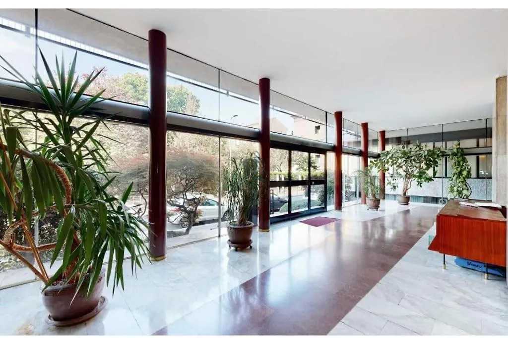 10 Minuti Dal Duomo - Elegante Domus Apartment Milan Italy